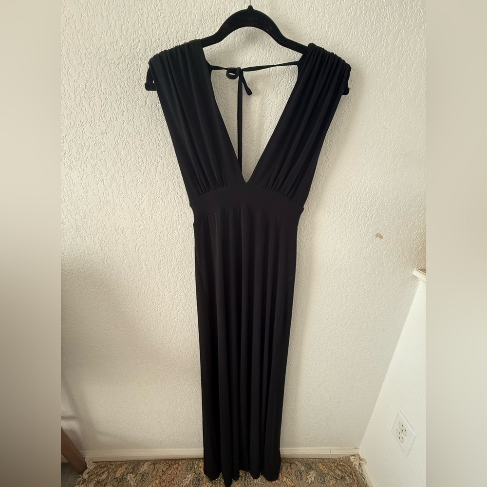 Black Deep V Maxi Dress - Classic Women's Evening Dress
